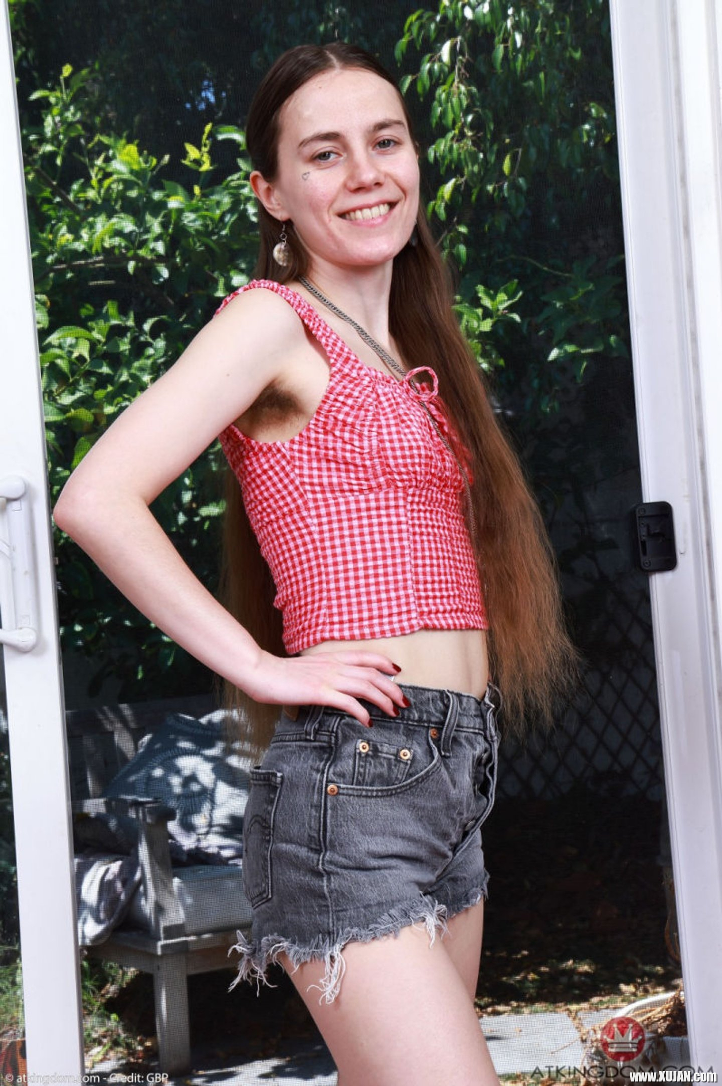 Hairy amateur Sia Wood spreads legs and shows her holes - Photo #3385090
