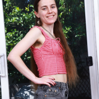 Hairy amateur Sia Wood spreads legs and shows her holes