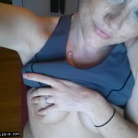 Freckles 18 taking Selfies in her Running Gear
