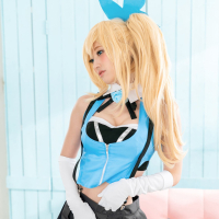 Lovely asian doll Mizuki plays with her juicy cunt