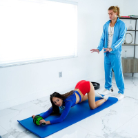 Super girl Sofie Reyez teases and gets fucked hard on the floor
