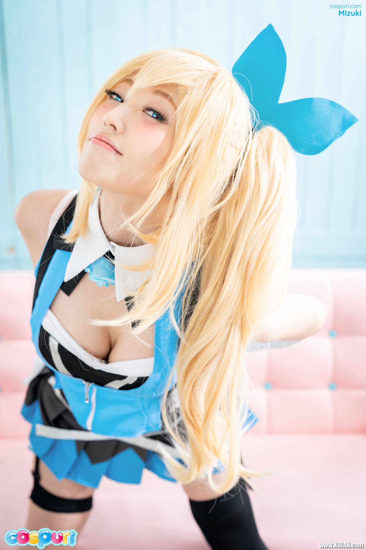 Mizuki Cosplay shes looking pretty sexy as she shows off her pussy - Photo #3397356