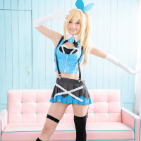 Mizuki Cosplay shes looking pretty sexy as she shows off her pussy