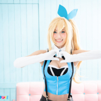 Mizuki Cosplay shes looking pretty sexy as she shows off her pussy