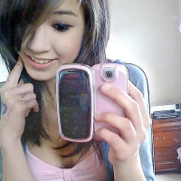 Asian Babe taking Cell Phone Pics of her sexy Tits