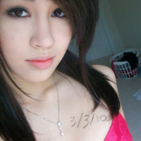 Asian Babe taking Cell Phone Pics of her sexy Tits