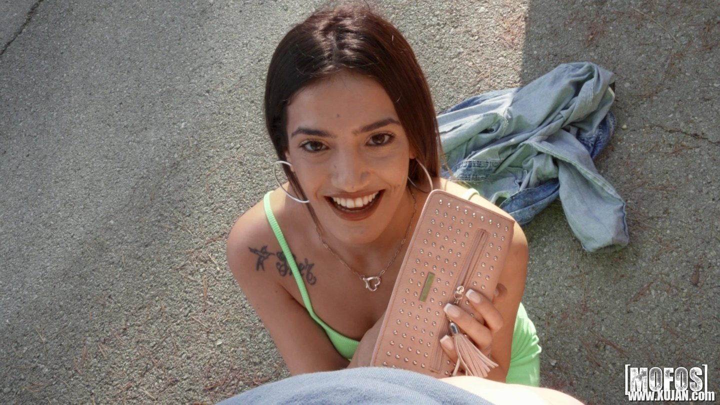 Horny Carlota Teen banged outdoors on the street - Photo #3406420