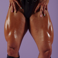 Fit Chick Lisa Cross loves showing her hot Bod