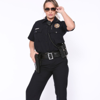 Hot cop Cali Carter sucks off some black Guys