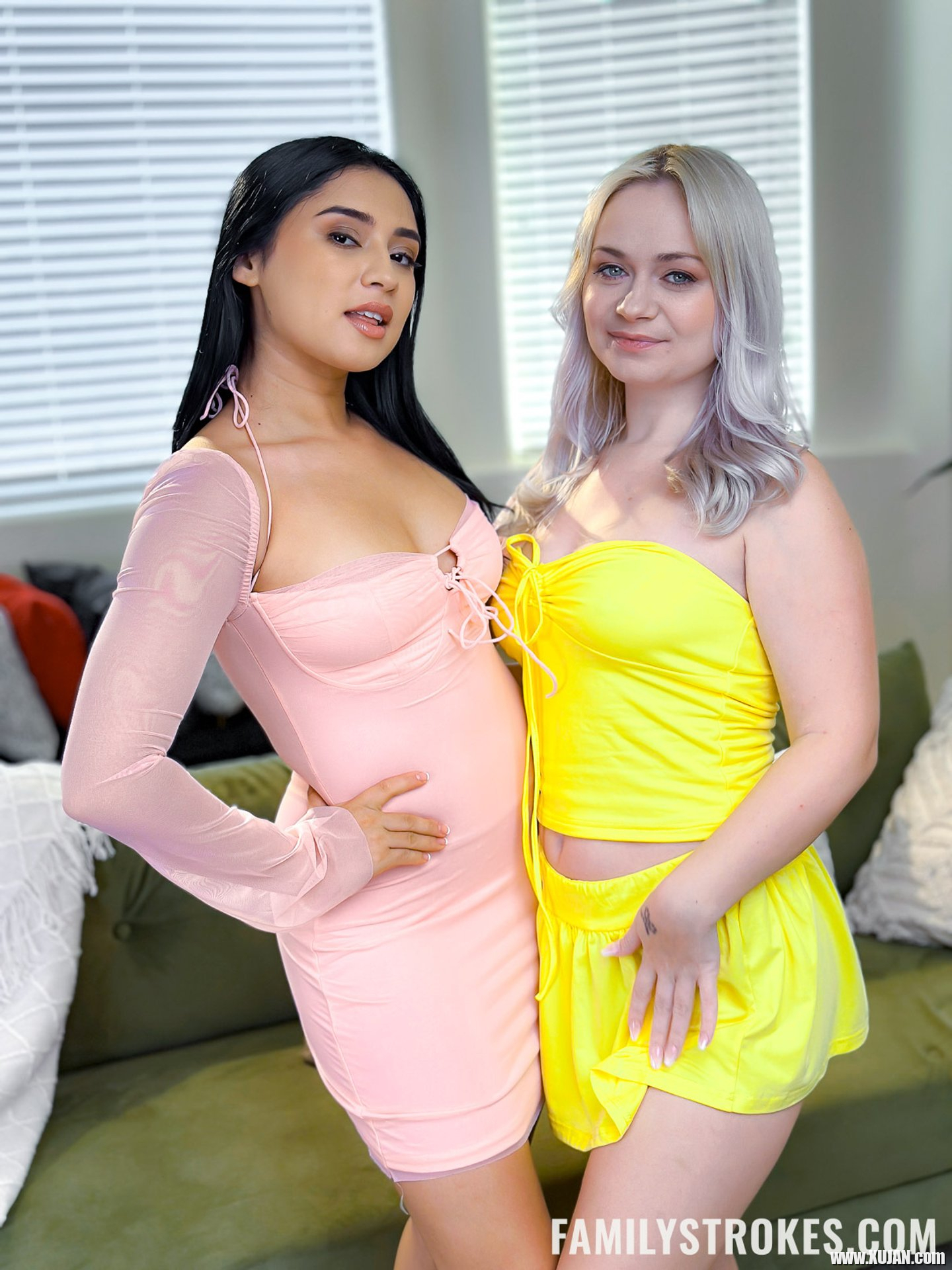 Ophelia Purr and Rylee Blake enjoy during a threesome with Donnie Rock - Photo #3416436