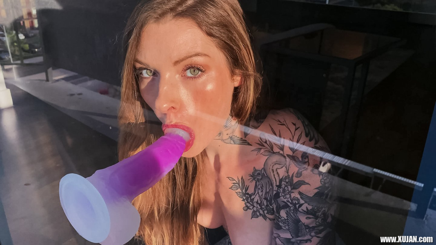 Penny Archer stuffs her pussy with a purple dildo - Photo #3417779