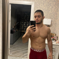Rus qadzin hxiacrac Robert Movsesyan