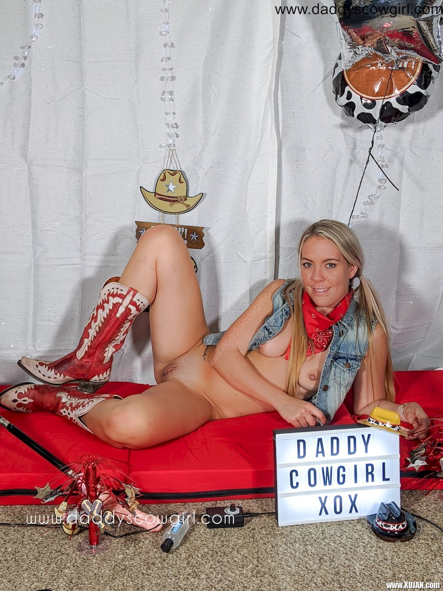 Sexy country girl teasing with her nice body in various outfits - Photo #3421133