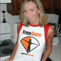 Sexy Tiffany Paris posing in a FreeOnes Outfit