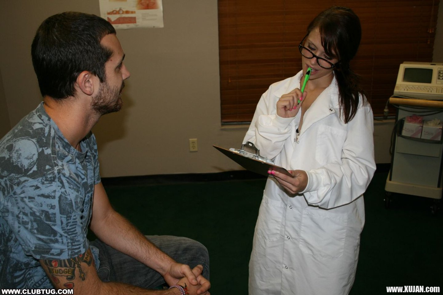 Hot Doctor Jenna Jaded inspects her Patients big Dick - Photo #3422396