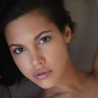 Sexy Babe Apolonia Lapiedra poses naked on a Bed