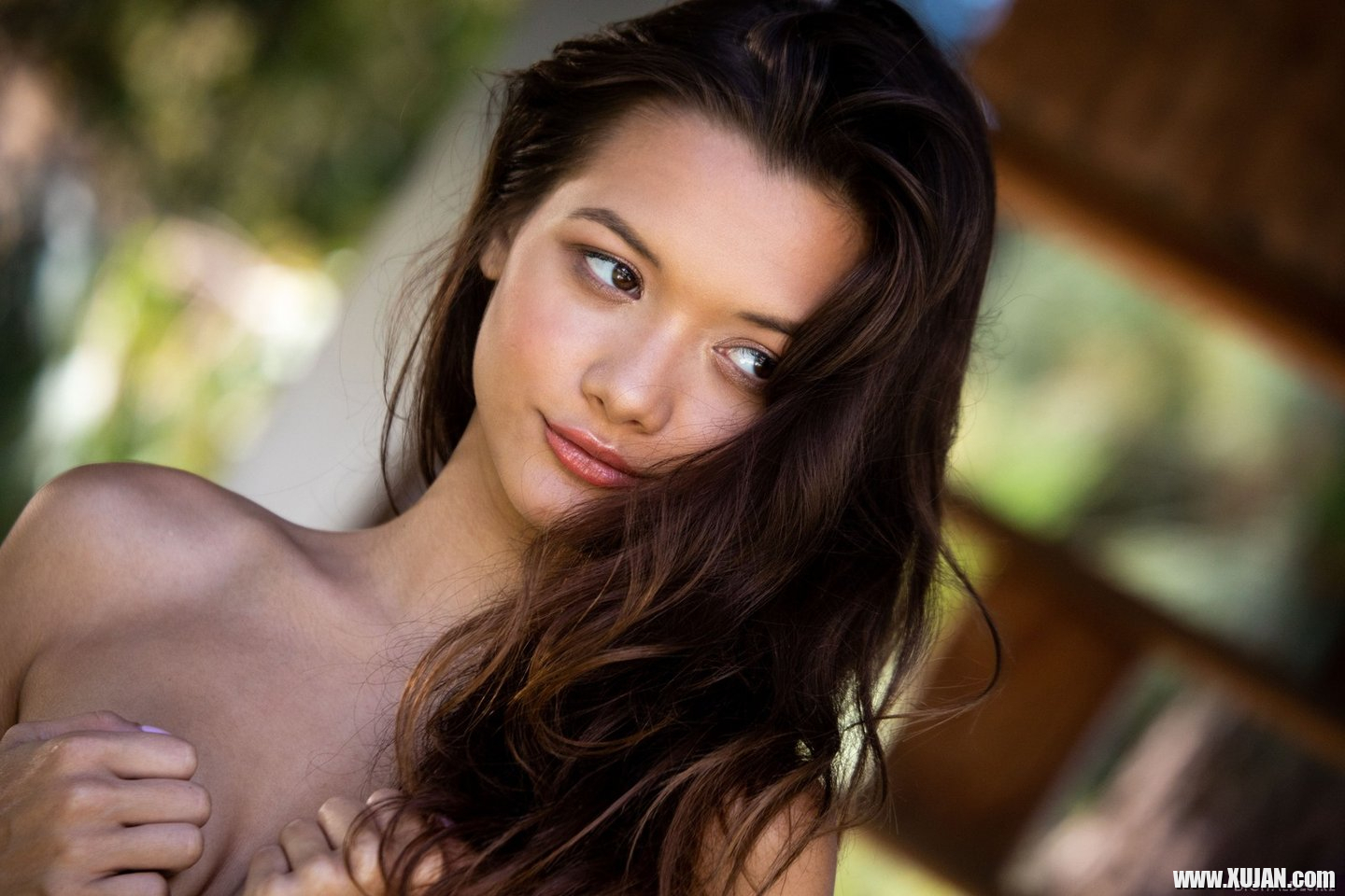 Brunette Alex De La Flor Posing Naked Outdoors - Photo #3427165