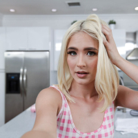 Cute Blondie Jessie Saint having wild 4some Orgy