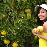 Cute teen babe Catie Minx playing with her Lemons