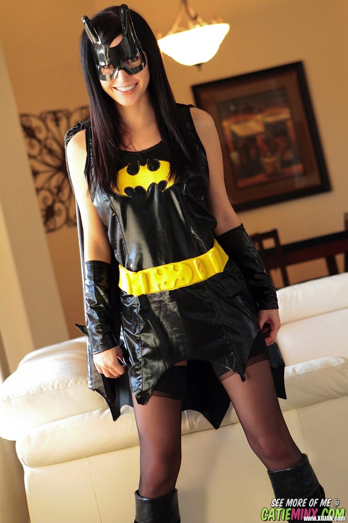 Sexy Batgirl Catie Minx strips to her black Stockings - Photo #3432088