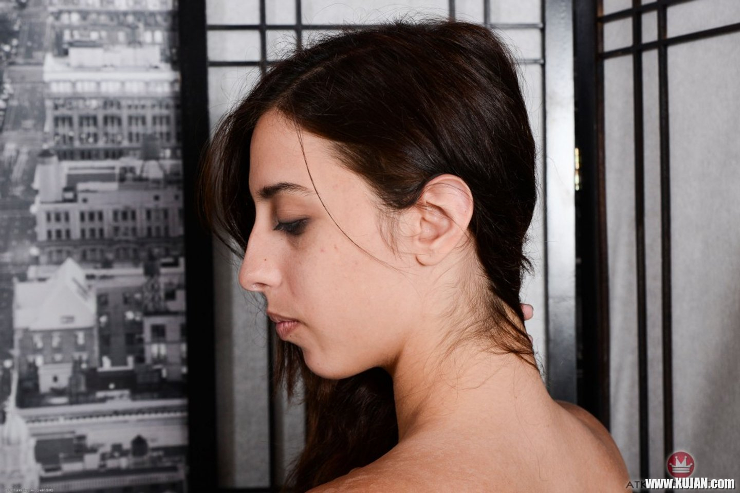 Babe Lola Bellastar spreading her hairy Butt Hole - Photo #3434710