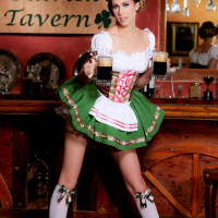 Barmaid Stefanie Joy serves up her shaved Pussy