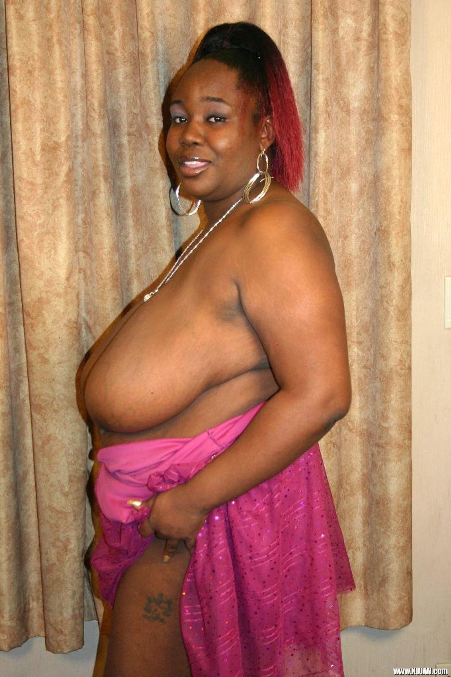 Sexy plump ebony woman Alize peels off pink dress then fucks - Photo #3441242