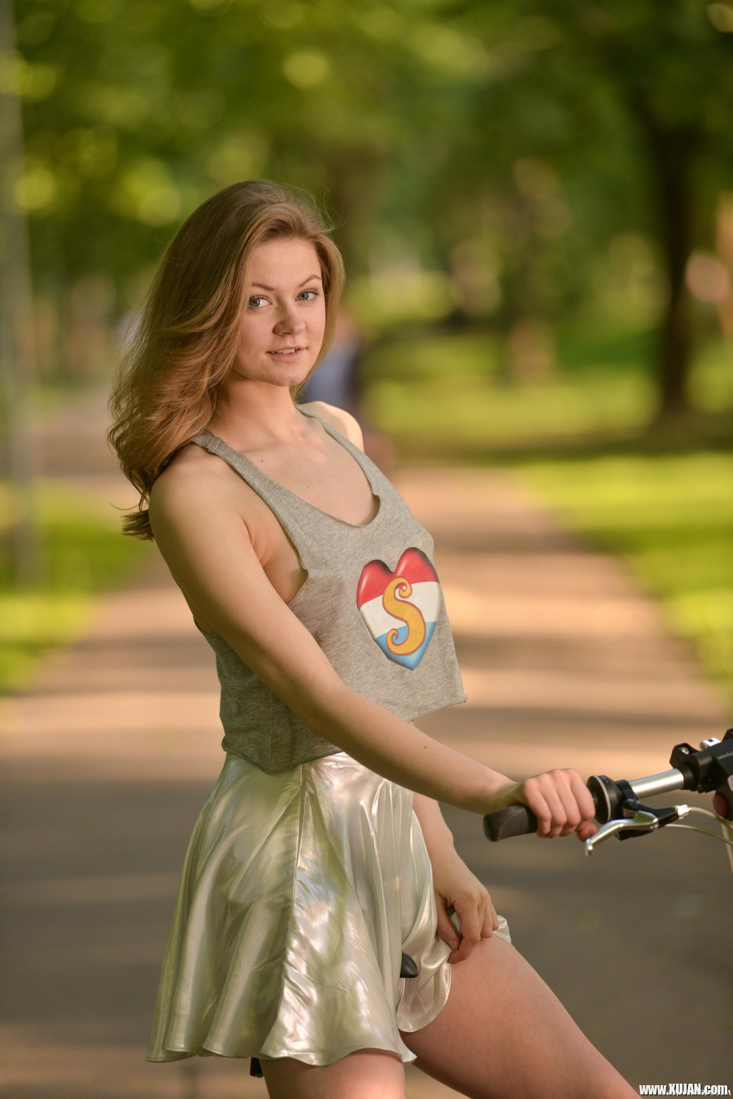 Patricia Patritcy riding her Bike without Panties - Photo #3445865