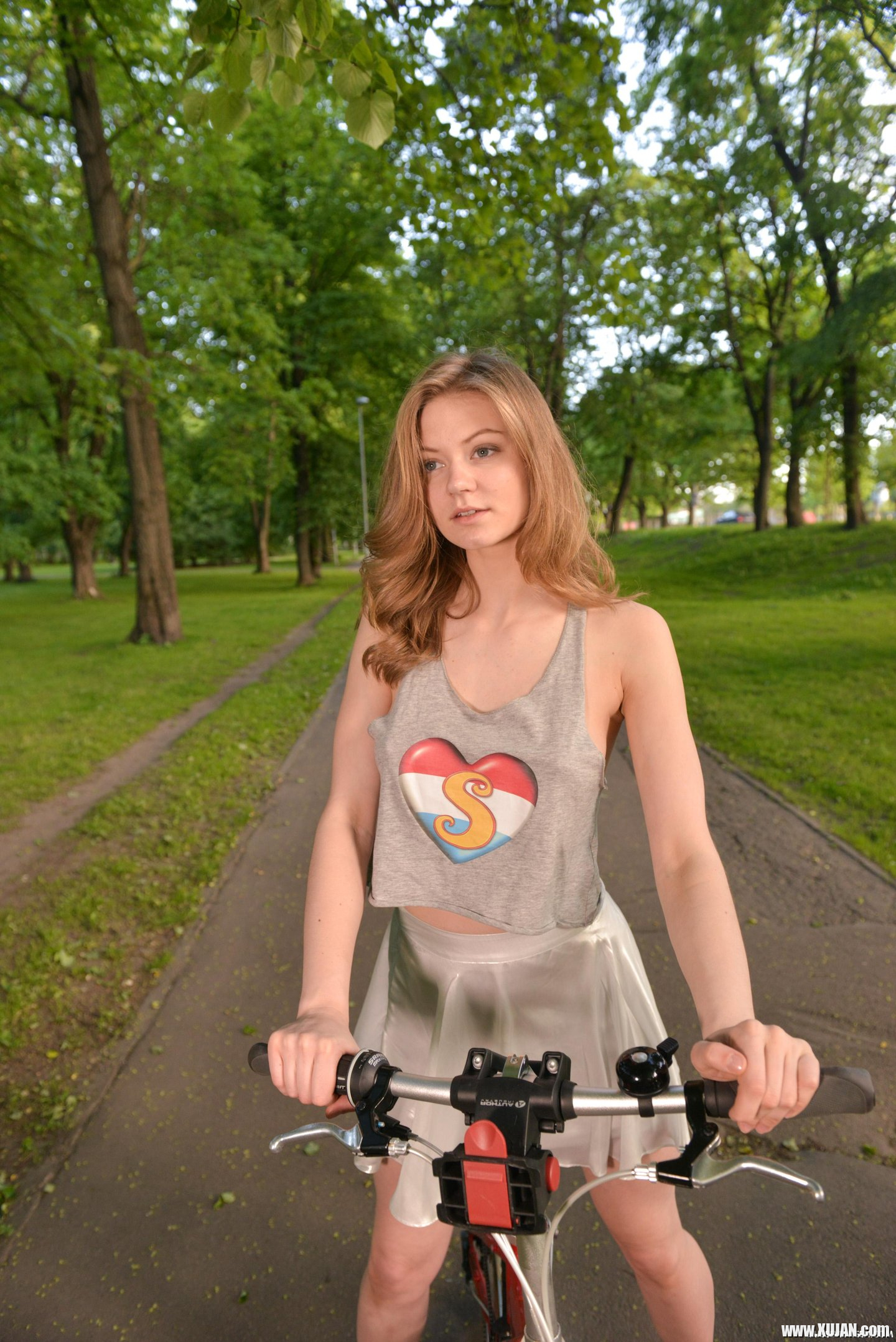 Patricia Patritcy riding her Bike without Panties - Photo #3445878