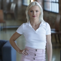 Wild blonde girl Zazie Skymm shows off her great sex skills