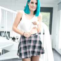 Spanish Girl Aylen Moon gets banged by her Lover