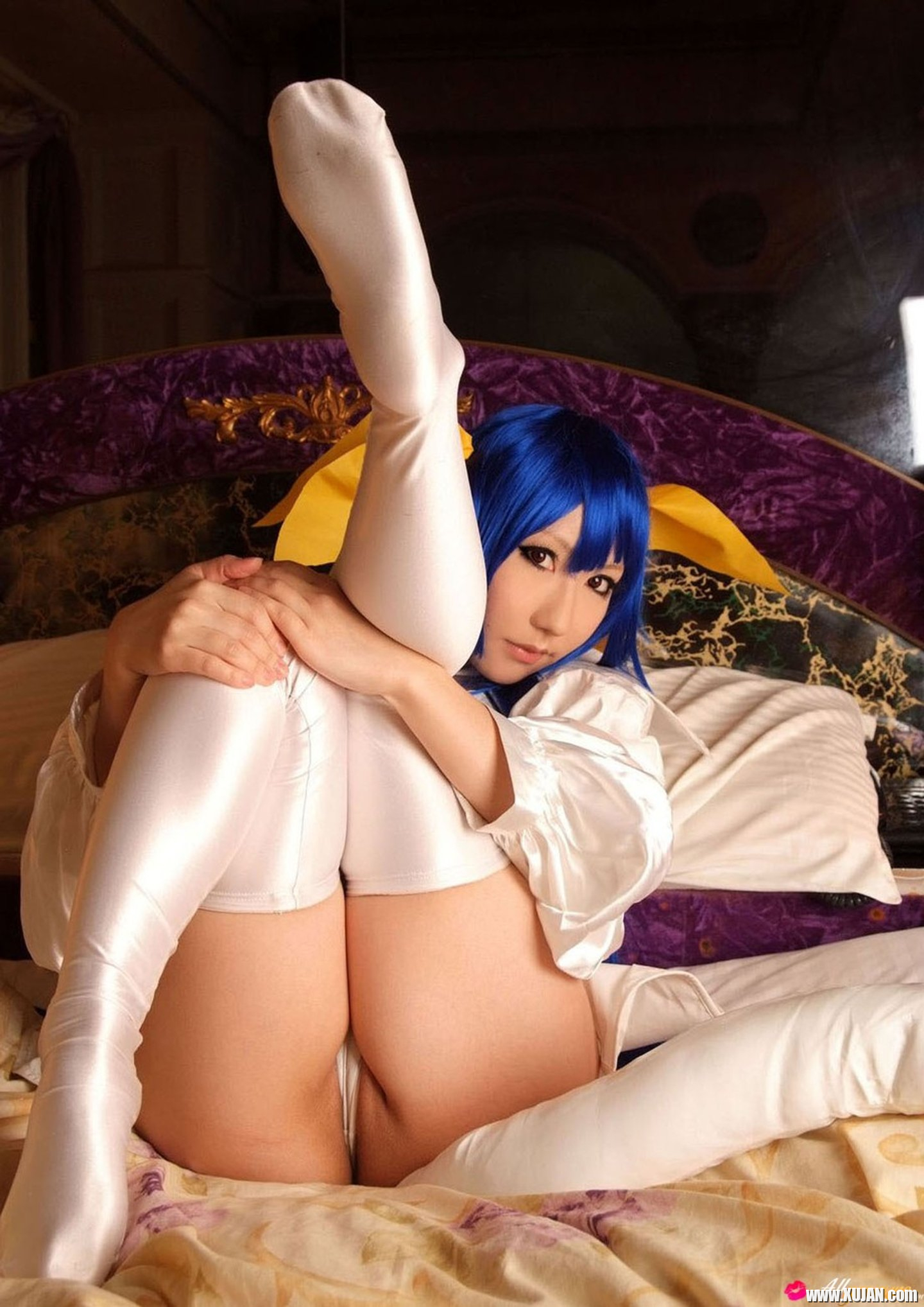Asian cosplay model Ayaka loves to tease in her sexy hentai anime attire - Photo #3453971