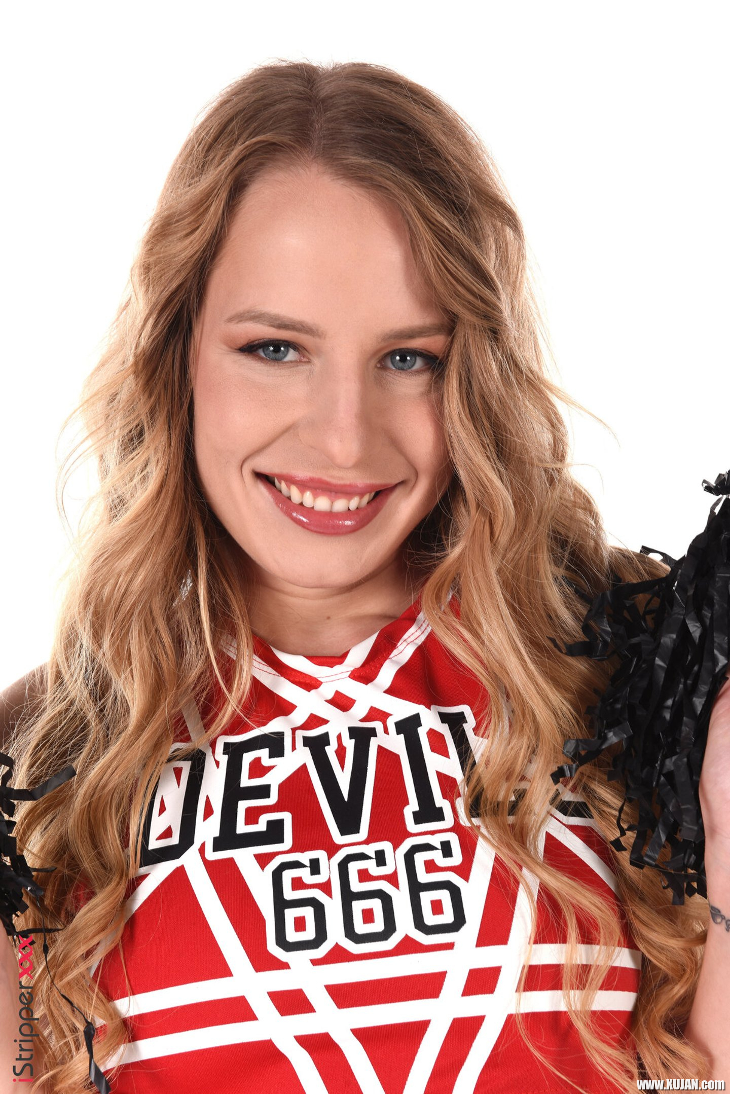 Wild blond cheerleader Svetlana loves to get naked and toy snatch - Photo #3457611