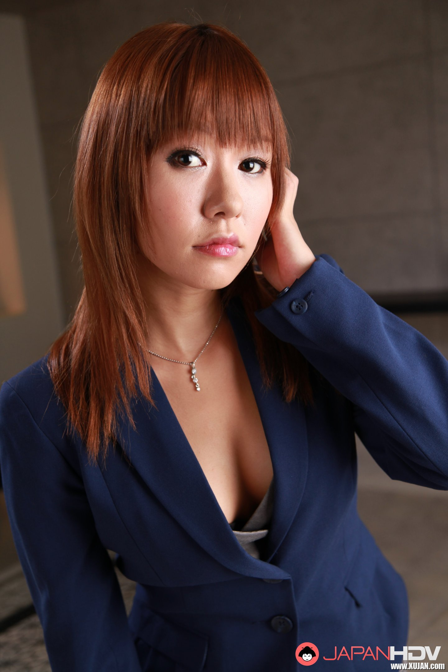 Sexy office lady Misa Kamimura performing a hot striptease - Photo #3460549