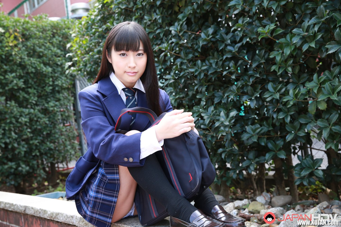 Naughty schoolgirl Tomomi Motozawa lifts up her skirt flashing panties - Photo #3469563