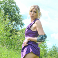 Blonde Jessica Jensen gets penetrated outdoors
