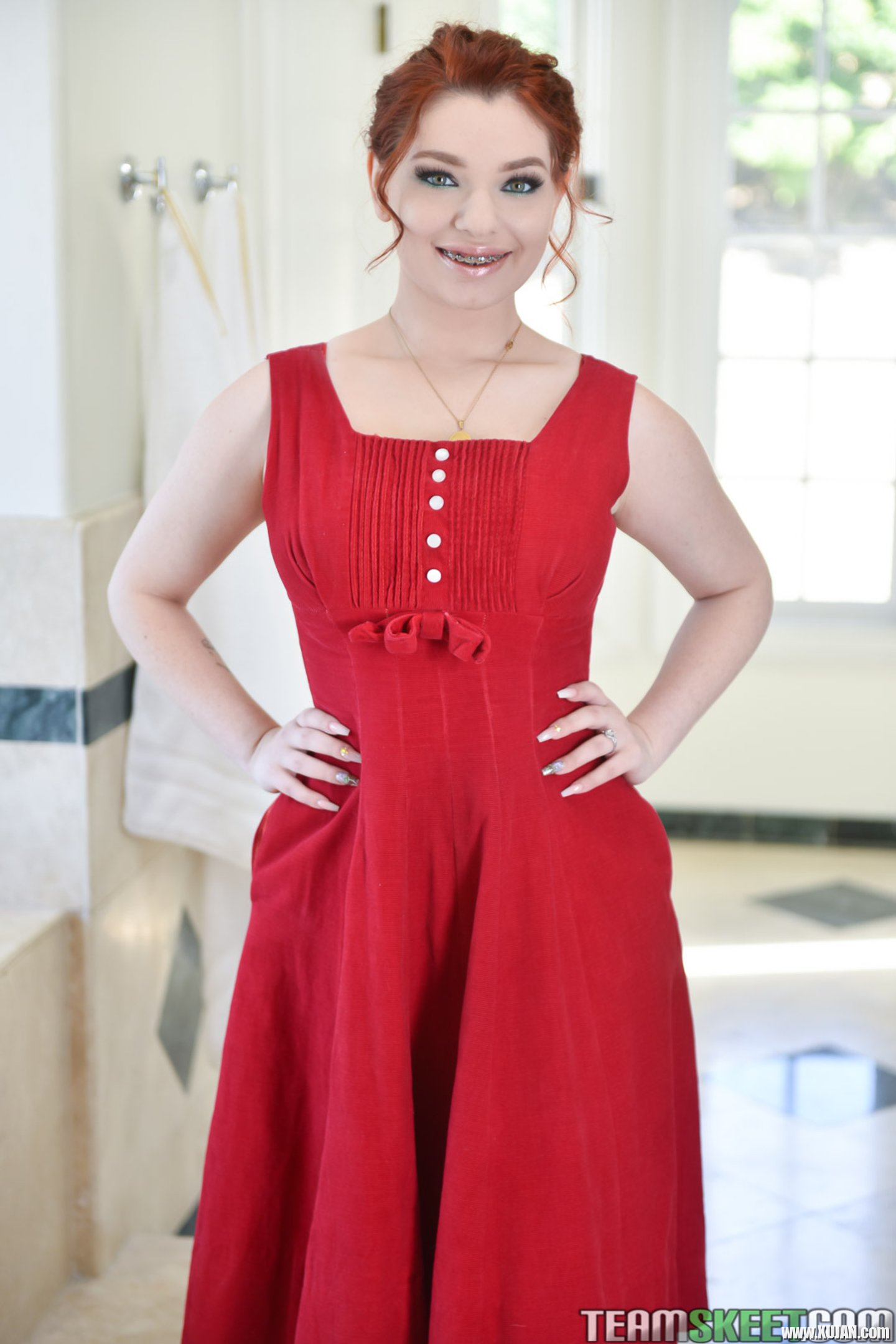 Ginger Babe Annabel Redd in red Dress fucking - Photo #3472133