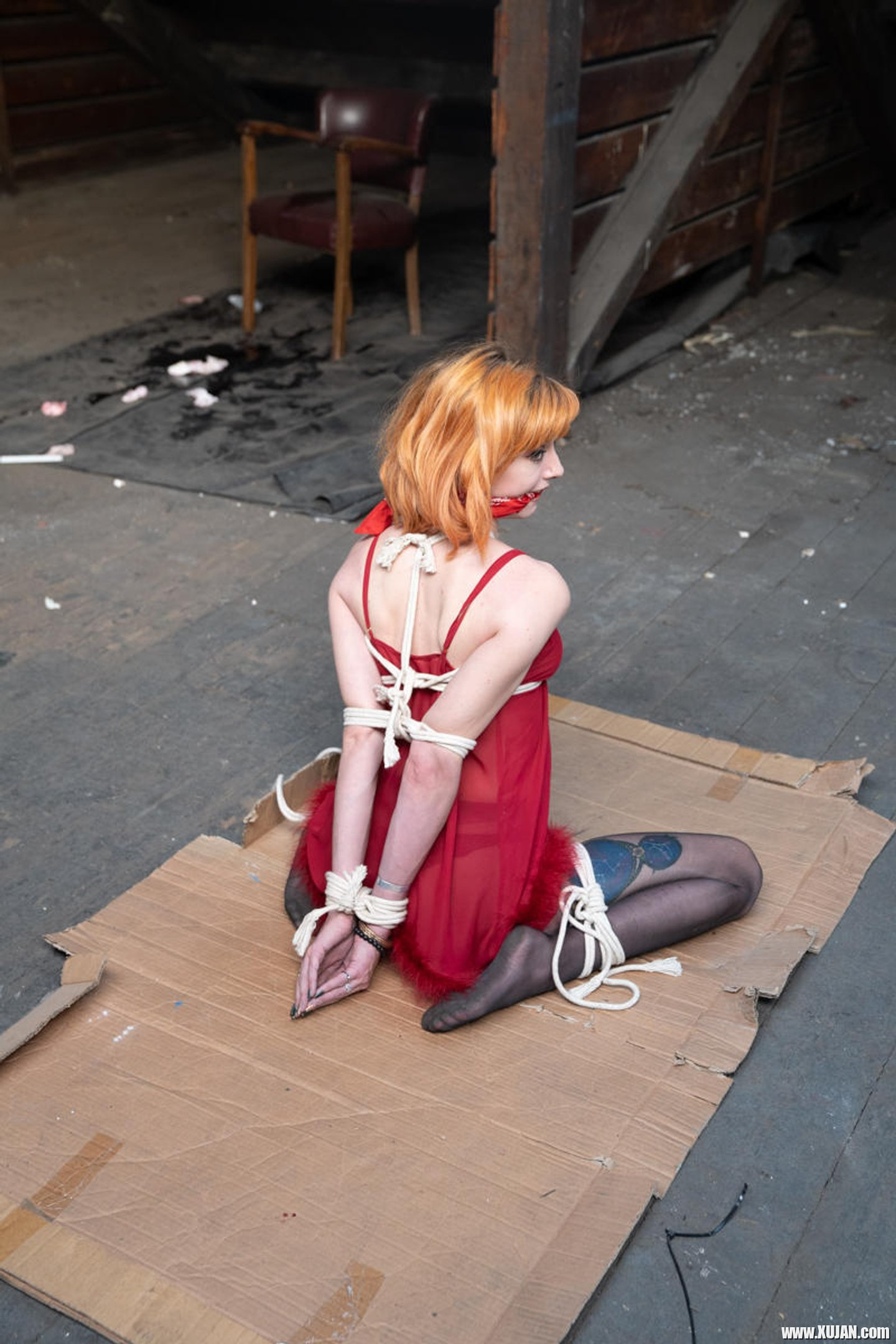 Ginger chick gets hogtied wearing red negligee - Photo #3472265