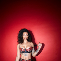 Curvy beauty Erotic Medusa is teasing in her sexy lingerie