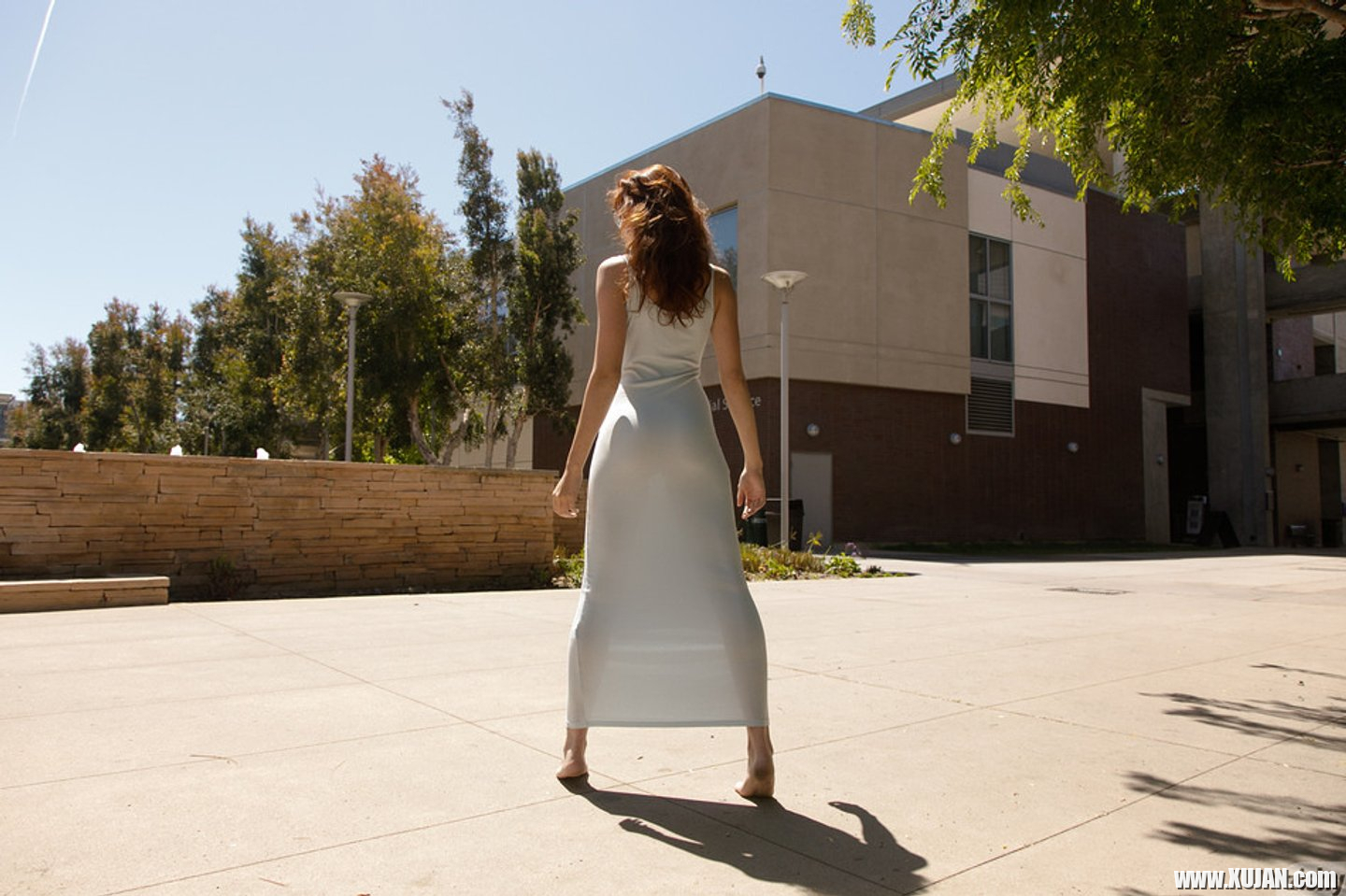 Gorgeous Cutie Sabrina Lynn walks around the city - Photo #3479596