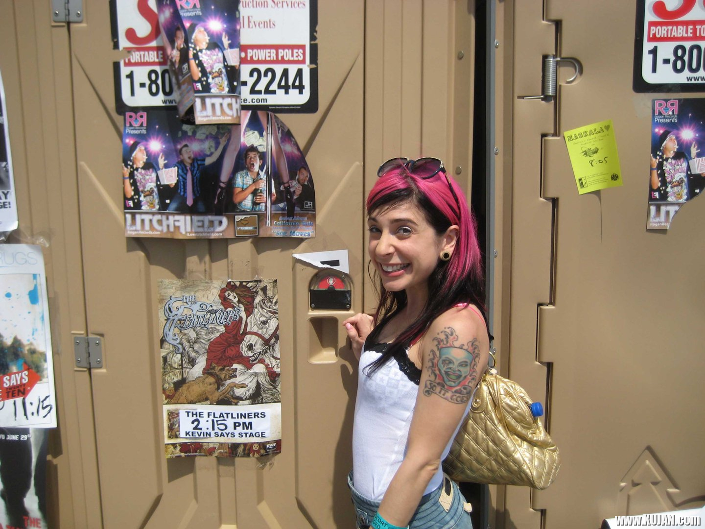Sexy Joanna Angel strips in a bands Van - Photo #3480661