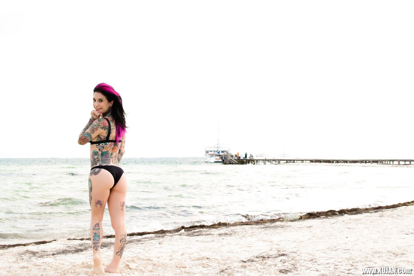 Joanna Angel poses in a sexy Bikini on the Beach - Photo #3480758