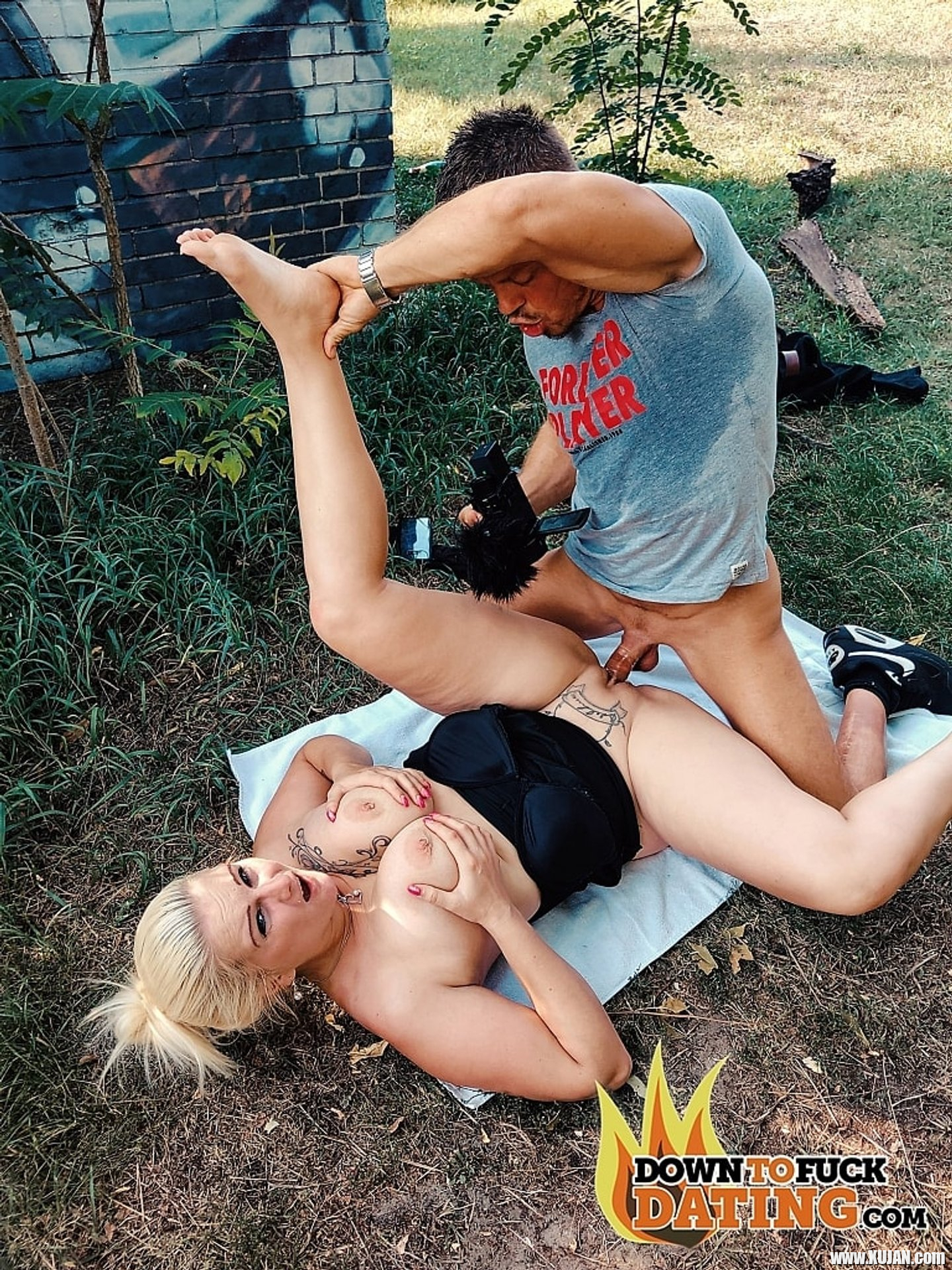 Chubby Mia Bitch bounces on a hard dick outdoors - Photo #3482350