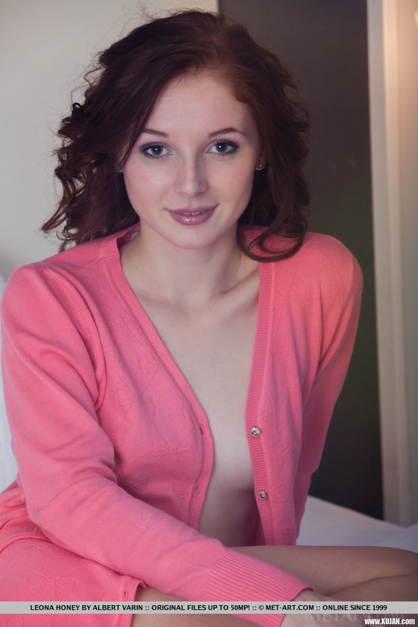 Lovely Leona Honey bends over and shows Coochie - Photo #3483666