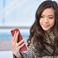 Kinky Vina Skyy spreads wide for deep dicking