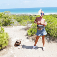 Kinky Wife Natalie K sucks a spewing Cock on Beach