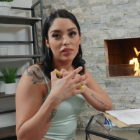 Booty Vanessa Sky craves for deep anal fucking