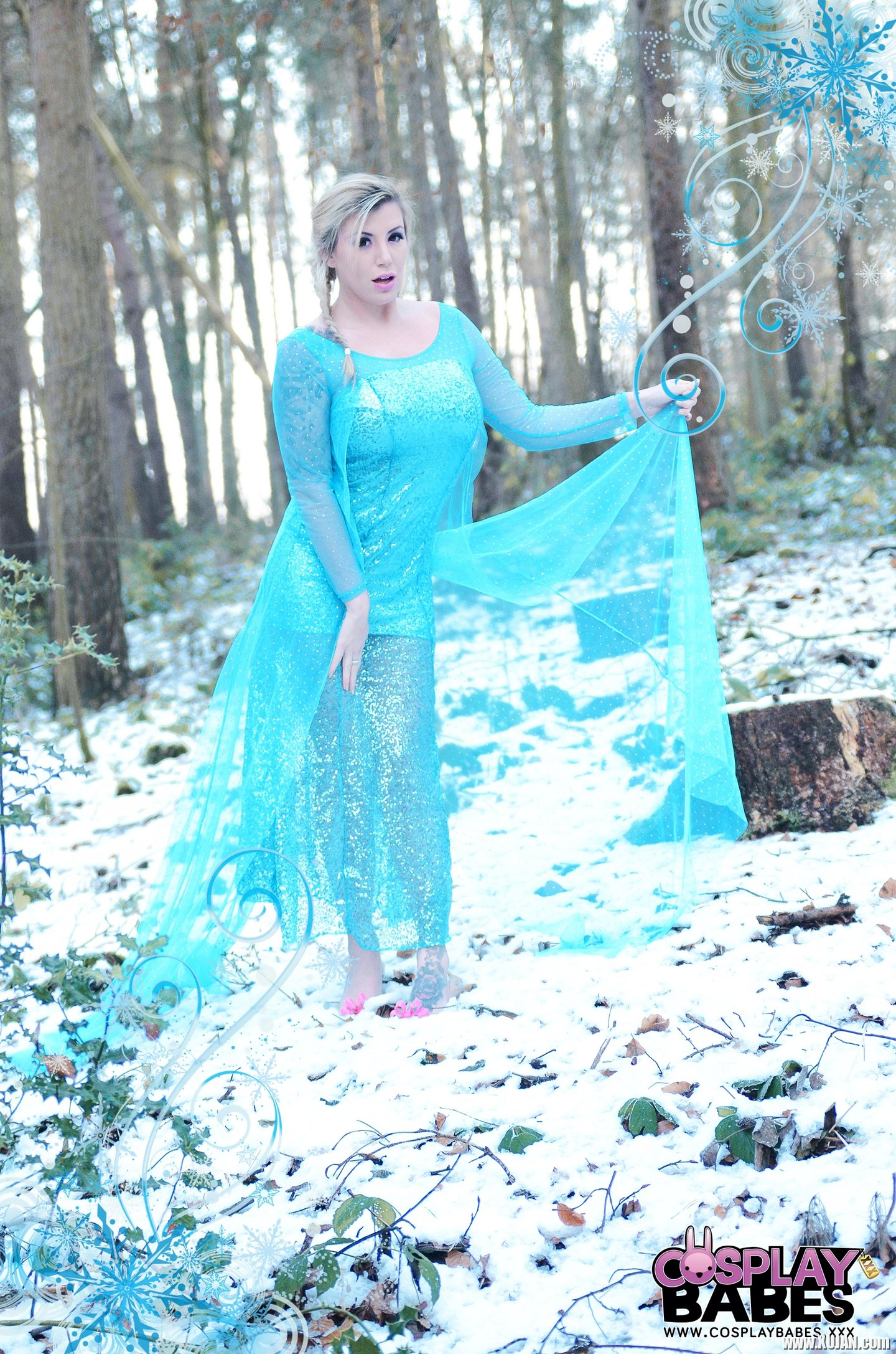 Yuffie Yulan cosplays as a Princess and strips - Photo #3491835