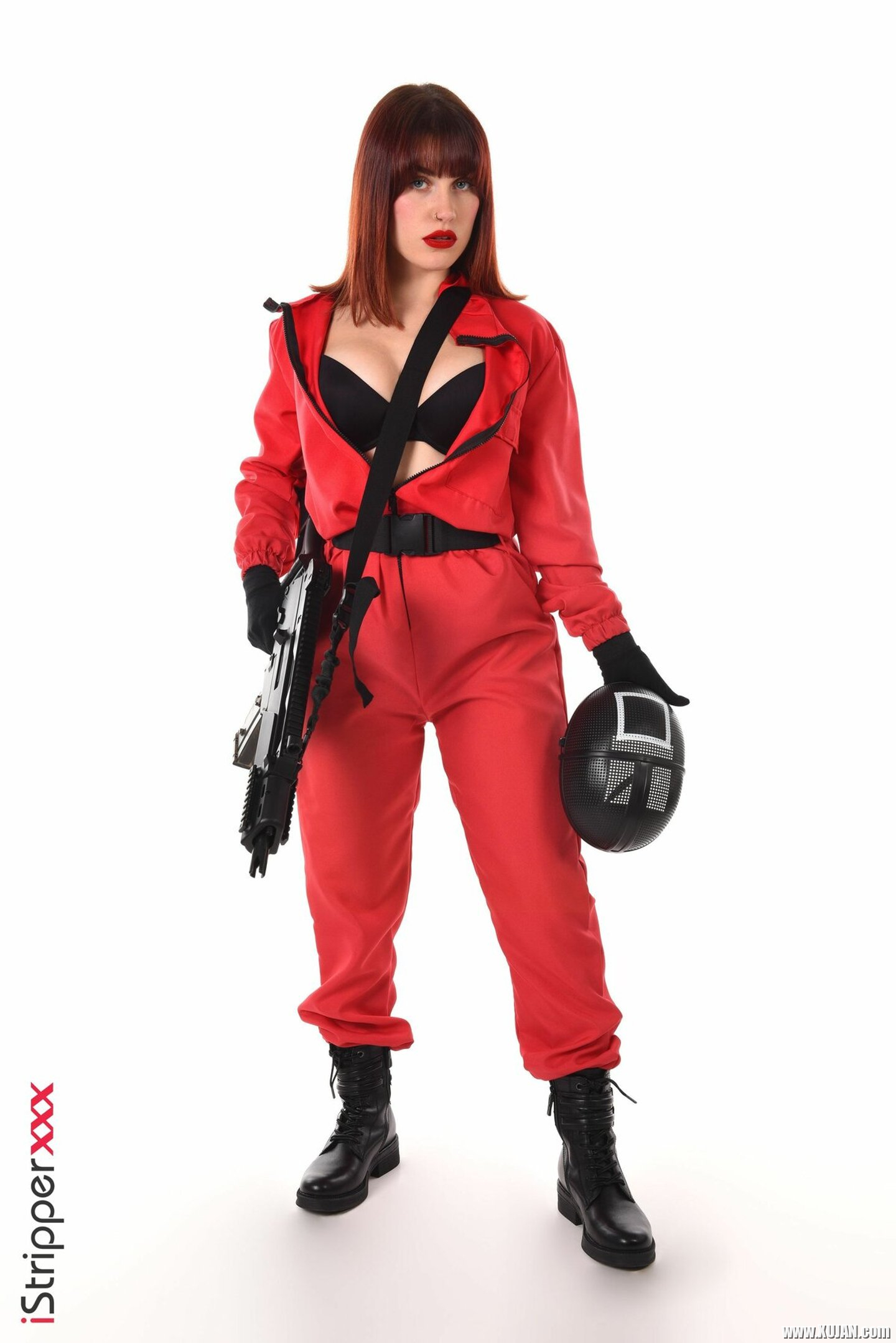 Good looking Carla Vyxx takes off her uniform and uses a toy - Photo #3500566