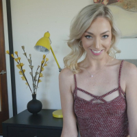 Zoe Parker enjoys spreading tight Snatch for Cock